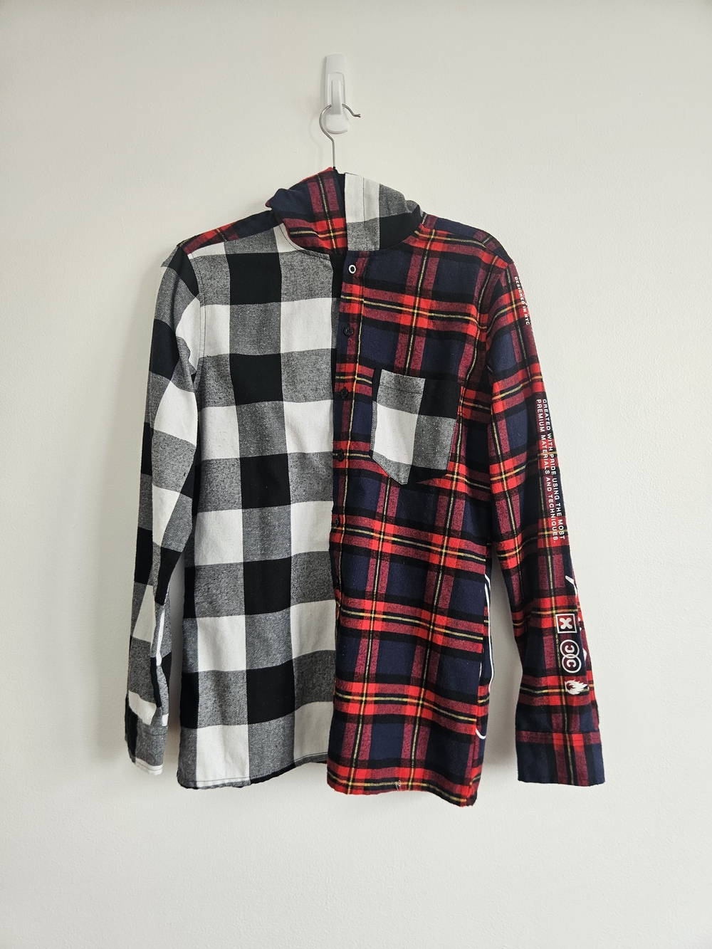 Reason Men's Two-Tone Hooded Button-Down Shirt - Black/White & Red/Navy